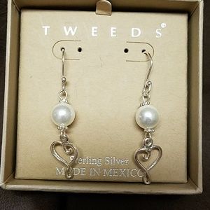 Brand New Sterling Silver Pearl Earrings